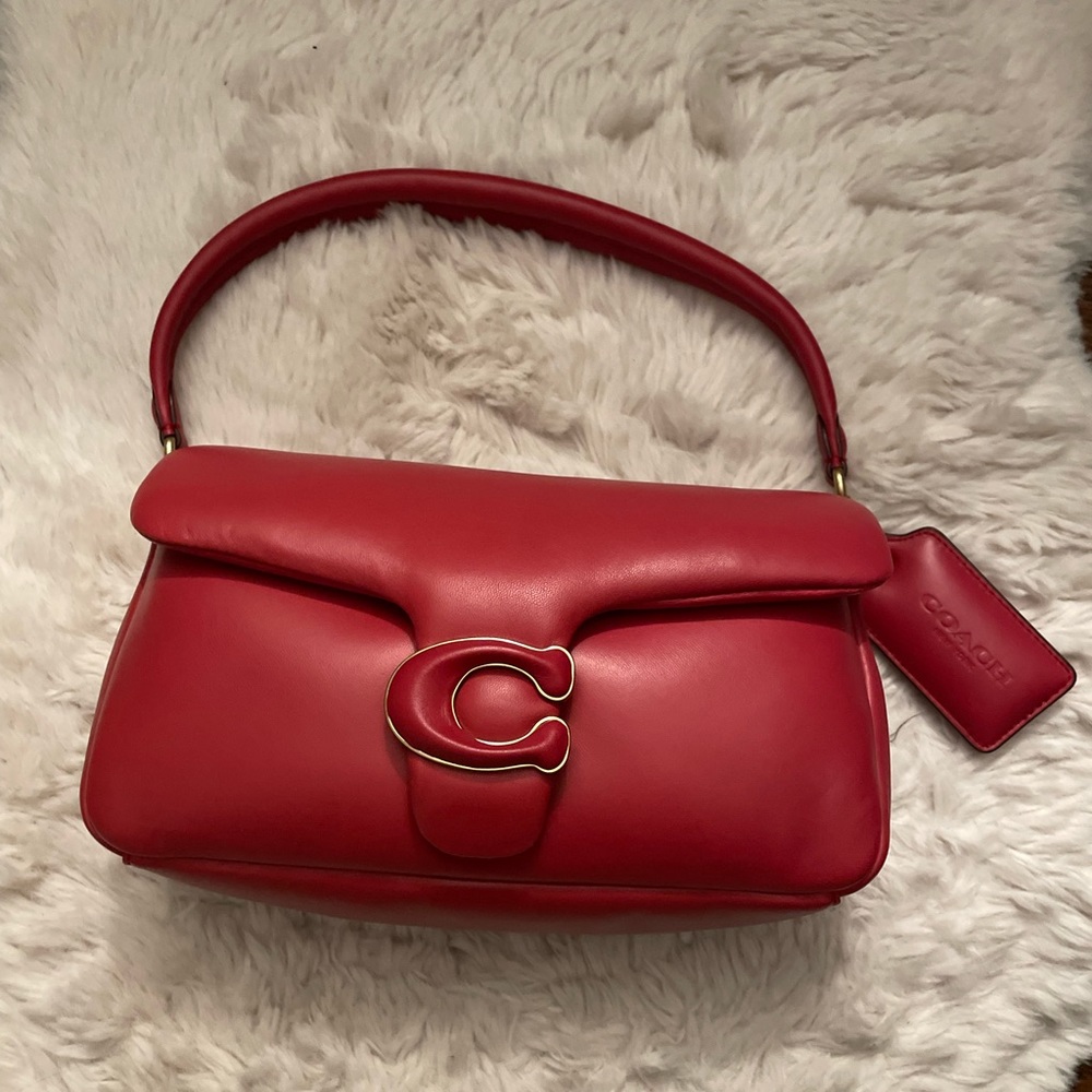 New COACH Pillow Tabby 26 Shoulder Bag Red Apple